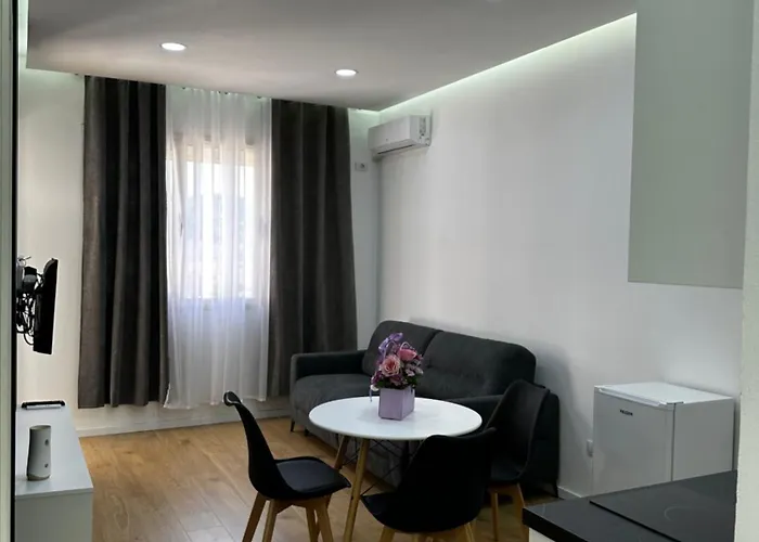 Blue Opal Apartament *